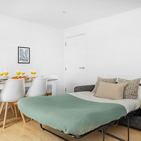 King'S Cross - 2Br With Terrace - Cityapartmentstay London Eksteriør billede