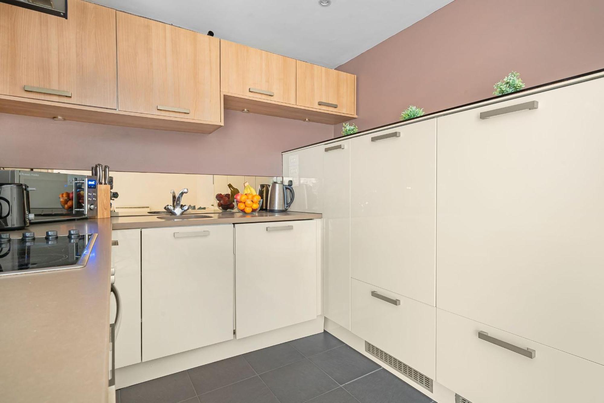 King'S Cross - 2Br With Terrace - Cityapartmentstay London Eksteriør billede