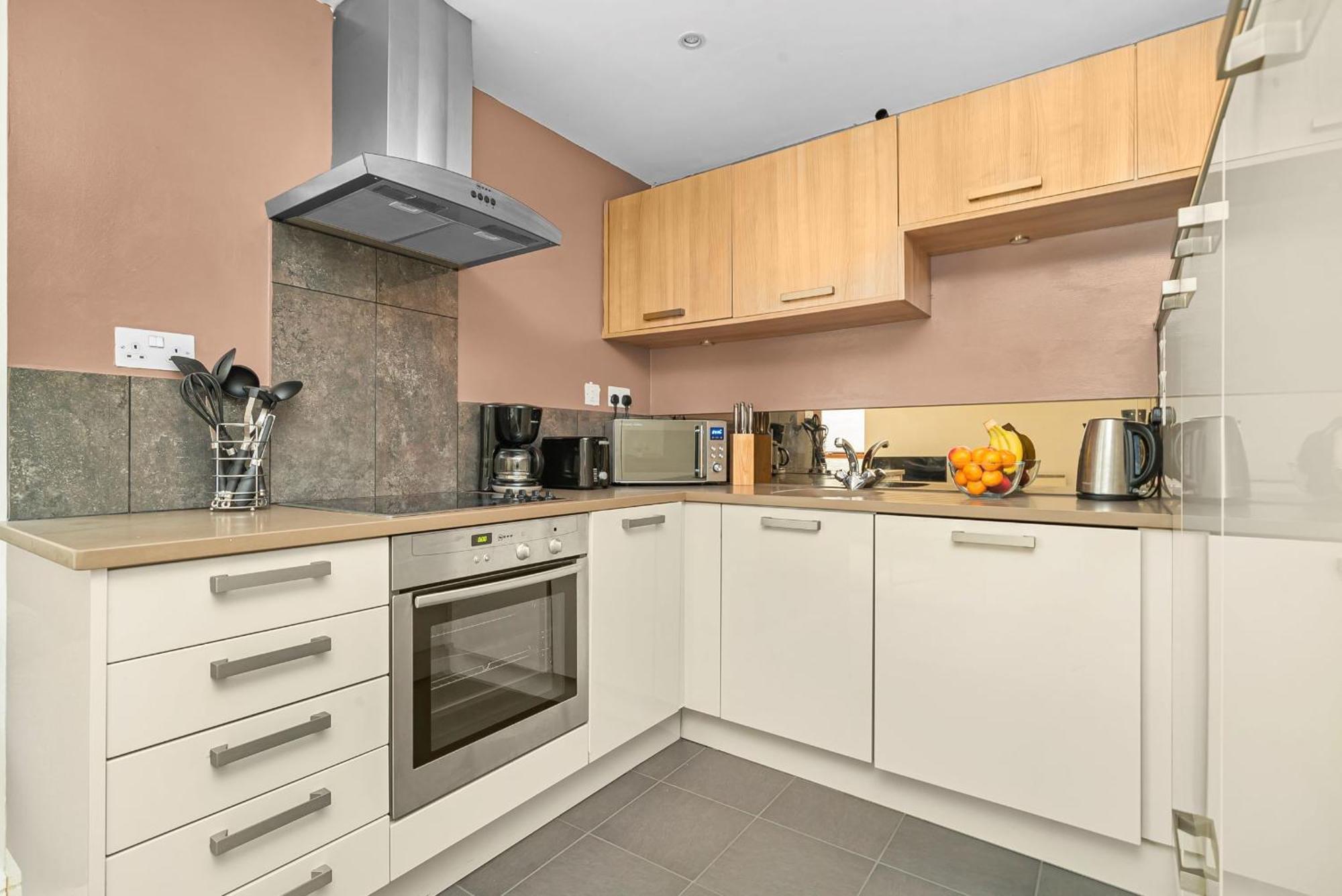 King'S Cross - 2Br With Terrace - Cityapartmentstay London Eksteriør billede