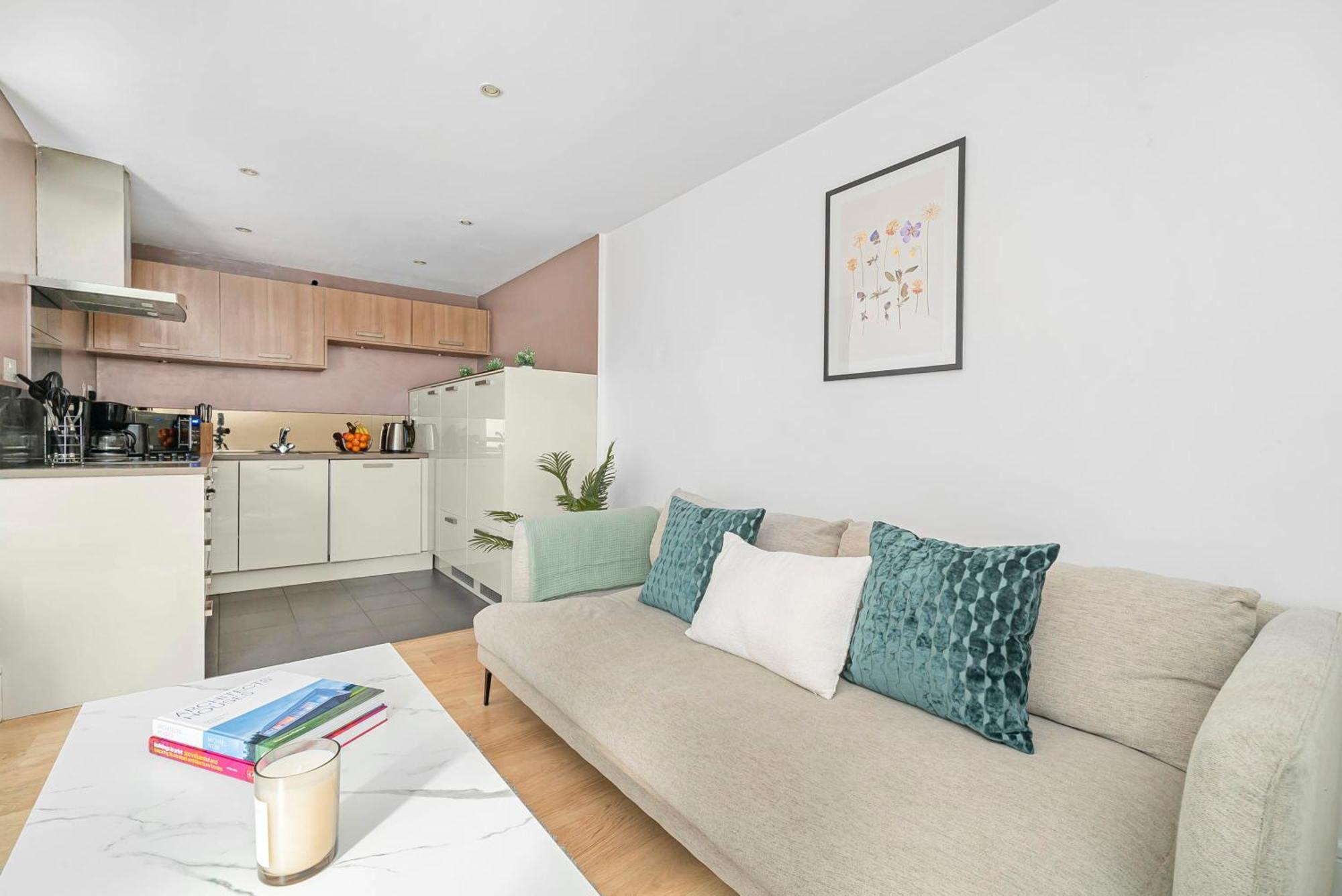 King'S Cross - 2Br With Terrace - Cityapartmentstay London Eksteriør billede